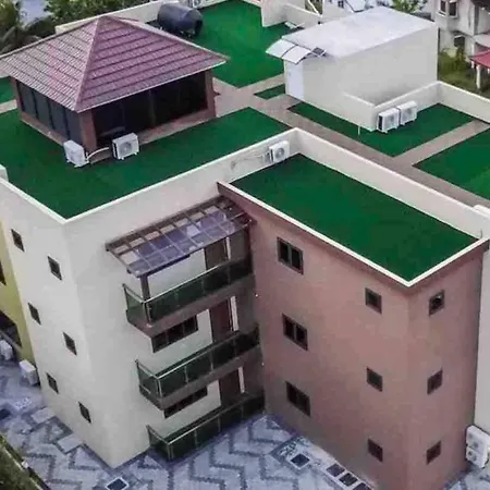 West Gates Get Away Apartment